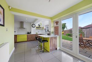 Kitchen- click for photo gallery